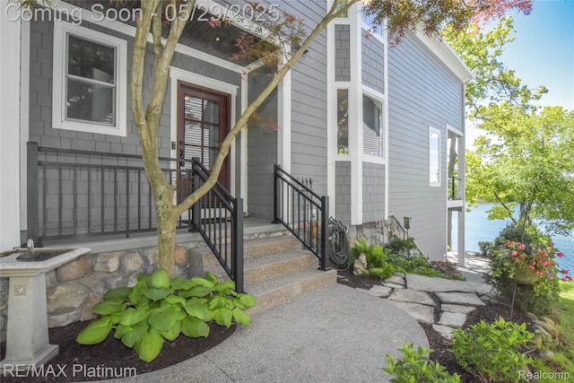 841 Hurley Dr, Howell, MI 48843 - view of property entrance