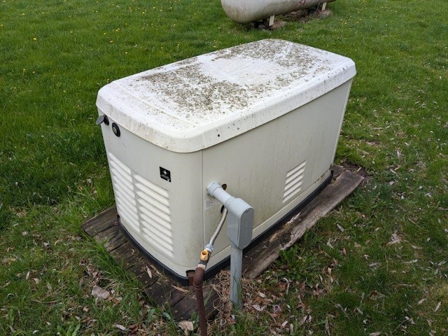 exterior view of a power unit and gas tank