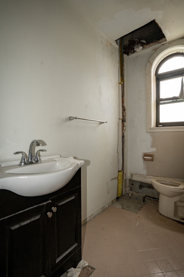 8162 E Jefferson Ave Unit 16A, Detroit, MI 48214 - bathroom featuring vanity and toilet