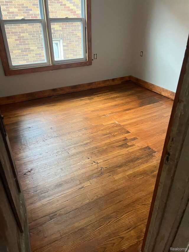 8060 Curt St, Detroit, MI 48213 - photo 4