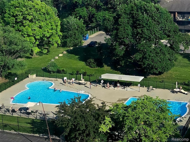 1300 E Lafayette St Unit 902, Detroit, MI 48207 - community pool featuring a patio