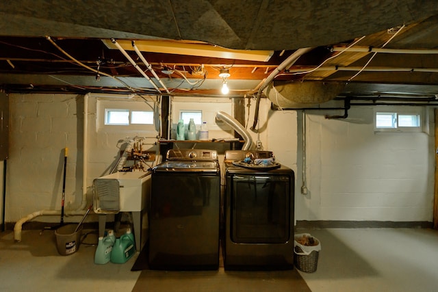 2847 N Custer Rd, Monroe, MI 48162 - basement with washing machine and clothes dryer and a sink