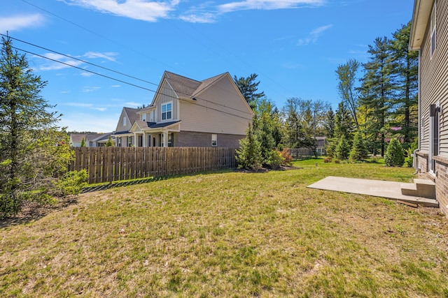 4125 Newton Rd, Commerce Twp, MI 48390 - view of yard featuring a patio