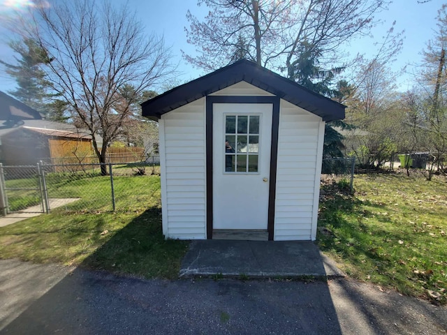 854 Kelley St, Traverse City, MI 49686 - view of shed