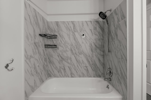2658 Williamsburg Cir Unit 47, Auburn Hills, MI 48326 - full bathroom with shower / bathtub combination