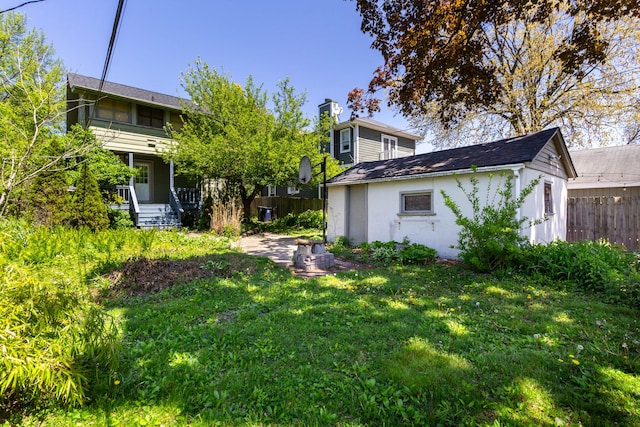 320 E Farnum Ave, Royal Oak, MI 48067 - view of yard with a porch