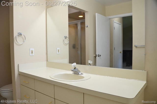 4184 Colorado Ln Unit 117, West Bloomfield, MI 48322 - bathroom with vanity and a stall shower