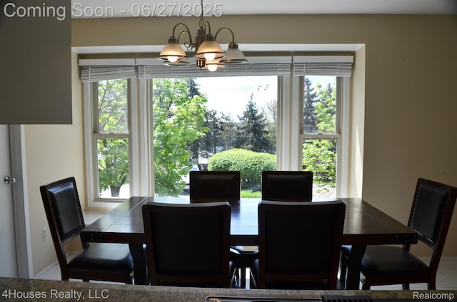 4184 Colorado Ln Unit 117, West Bloomfield, MI 48322 - dining space with a chandelier and healthy amount of natural light