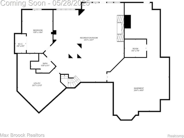 4395 Hickory Ct, Orchard Lake, MI 48323 - floor plan / room layout