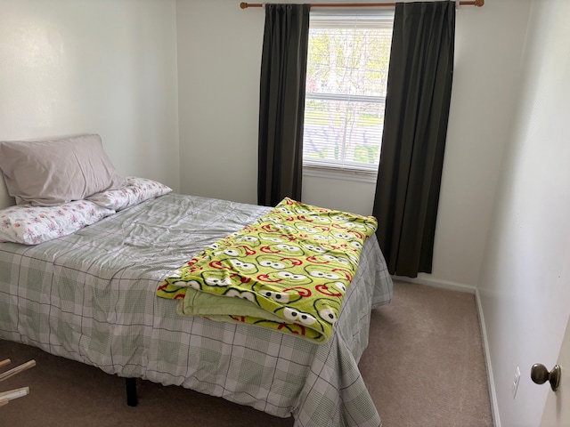 2725 Ormond Rd, White Lake, MI 48383 - bedroom featuring carpet floors and baseboards