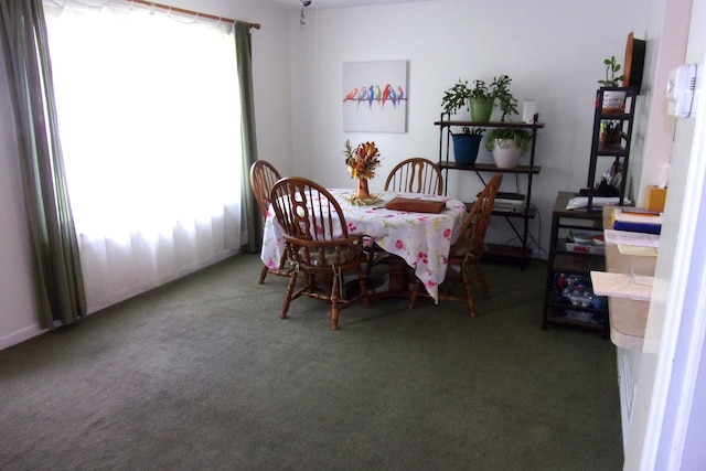 2725 Ormond Rd, White Lake, MI 48383 - view of carpeted dining area