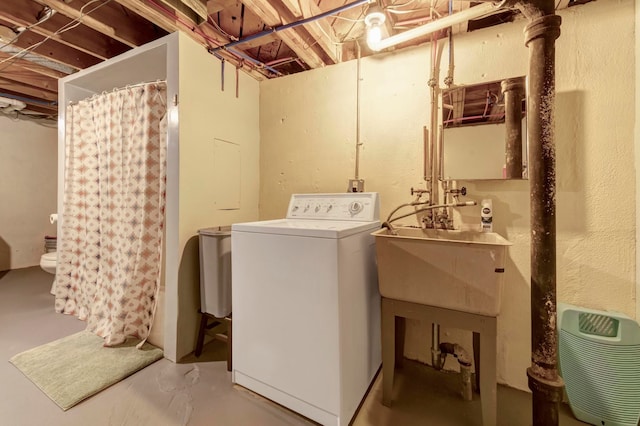 washroom featuring washer / dryer