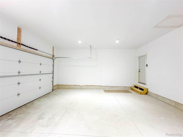26015 E Huron River Dr, Flat Rock, MI 48134 - view of garage