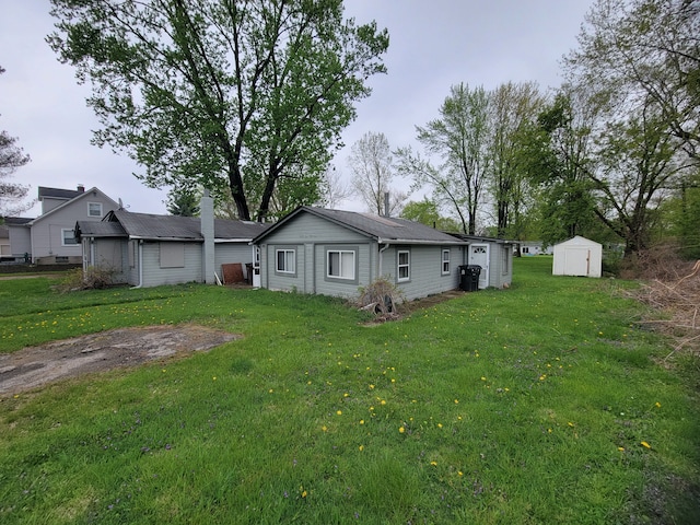 8558 Messmore Rd, Shelby Twp, MI 48317 - back of property with a lawn