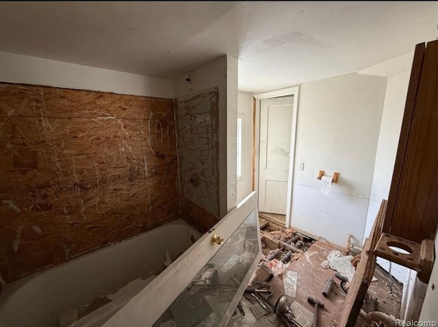 8558 Messmore Rd, Shelby Twp, MI 48317 - view of bathroom