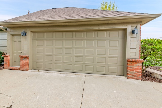 view of detached garage