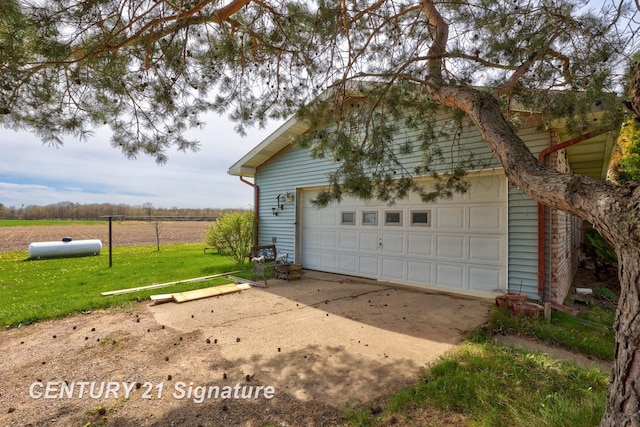 view of detached garage
