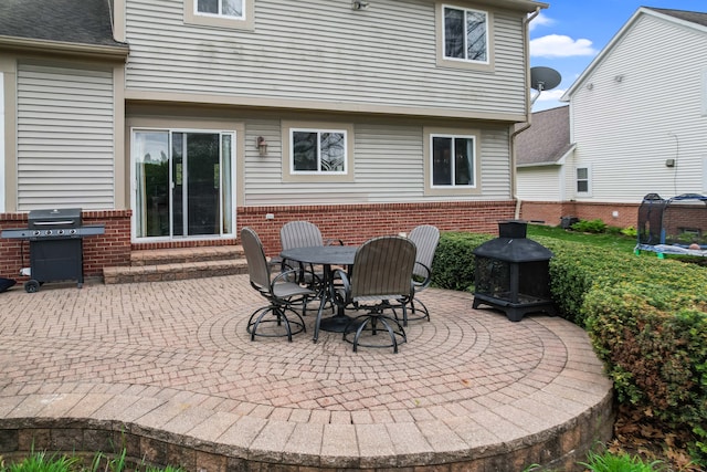 2435 Ivy Hill Dr, Commerce Twp, MI 48382 - view of patio with grilling area