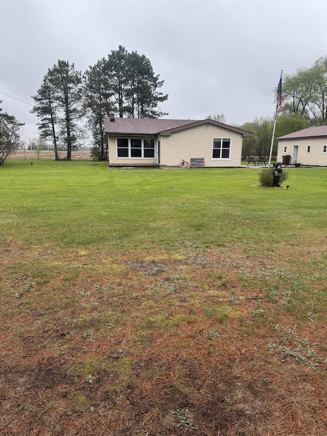 view of grassy yard