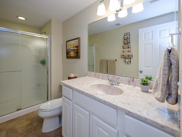 full bathroom with toilet, visible vents, a shower stall, vanity, and recessed lighting