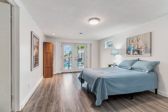 3012 Lansdowne Rd, Waterford, MI 48329 - bedroom featuring access to outside, wood finished floors, baseboards, french doors, and recessed lighting