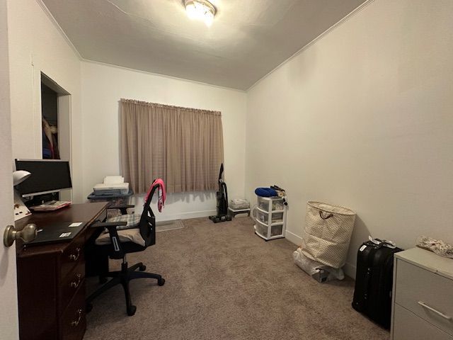 19916 Salem St, Detroit, MI 48219 - view of carpeted office space