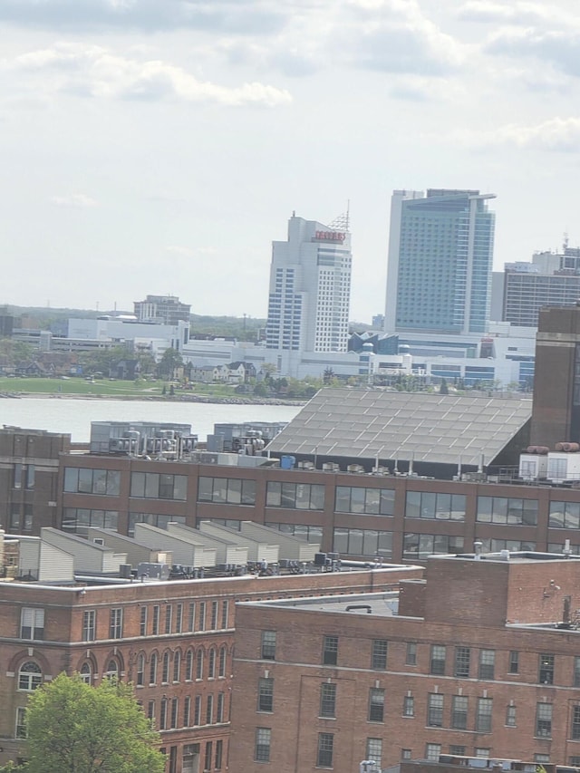 3320 Spinnaker Ln Unit 15E, Detroit, MI 48207 - view of city