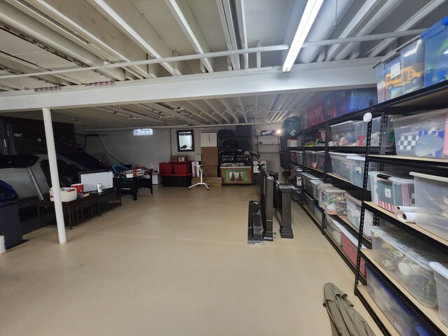 4095 April Ln, Sterling Heights, MI 48310 - photo 30