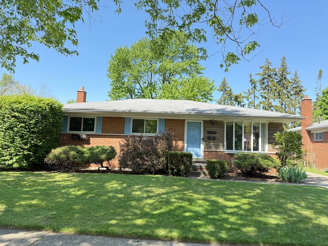 26329 Wexford Dr, Warren, MI 48091 - photo 1