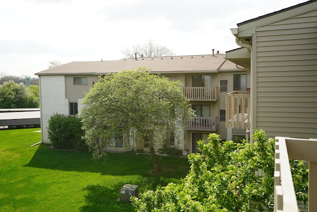 32013 W 12 Mile Rd Unit 306, Farmington Hills, MI 48334 - view of building exterior