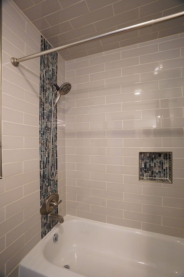 full bath with shower / washtub combination