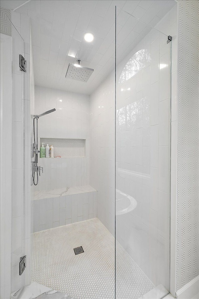 31080 Lucerne Dr, Franklin, MI 48025 - full bathroom featuring a stall shower