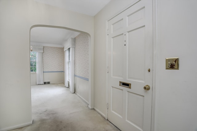 1133 Balfour St, Grosse Pointe Park, MI 48230 - hall featuring wallpapered walls and carpet