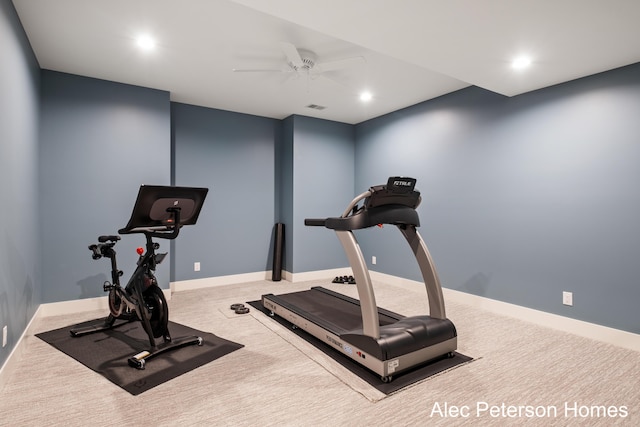 workout room featuring ceiling fan, carpet flooring, recessed lighting, and baseboards