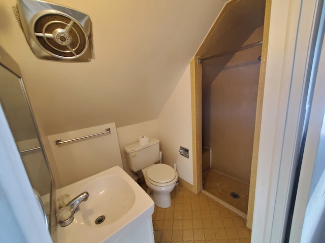 4235 Vine St, Brown City, MI 48416 - full bath featuring a shower stall, toilet, a sink, and lofted ceiling