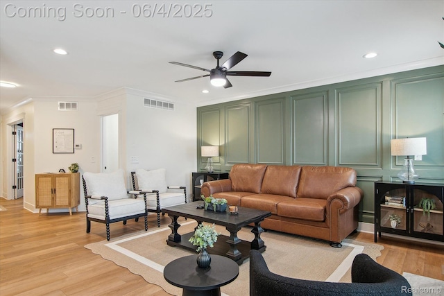 9405 Northern Ave, Plymouth, MI 48170 - living area featuring recessed lighting, ceiling fan, crown molding, and light wood-style flooring
