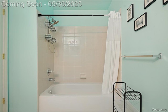 16490 Norfolk Dr, Macomb, MI 48044 - bathroom with shower / tub combo
