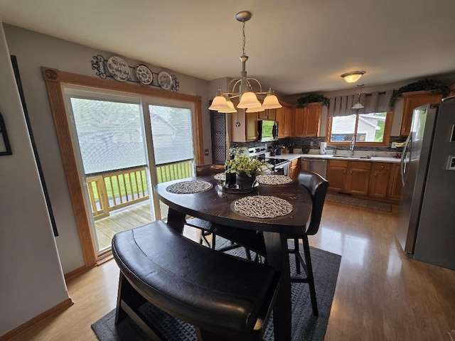 9888 Fountain Ln, Fowlerville, MI 48836