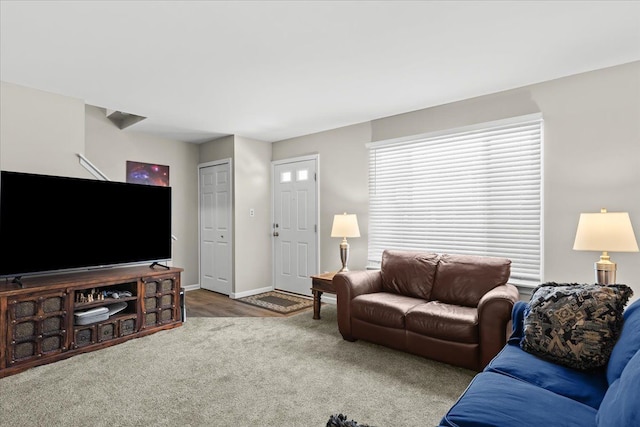8080 Farnum Ct, Warren, MI 48093 - carpeted living room with baseboards