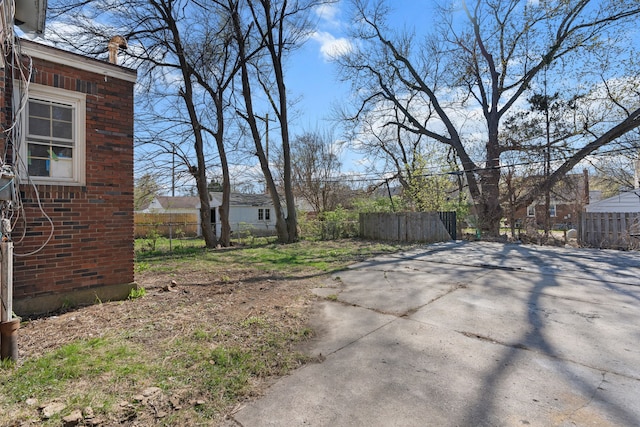 11323 Bramell, Redford, MI 48239 - view of yard featuring fence