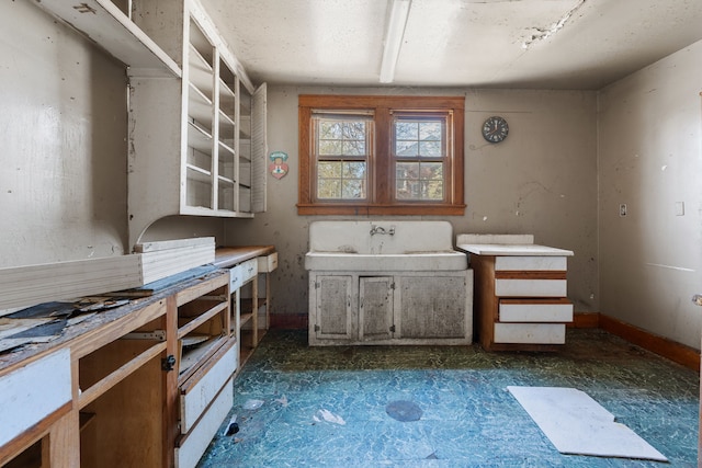 11323 Bramell, Redford, MI 48239 - unfurnished office with a sink and baseboards