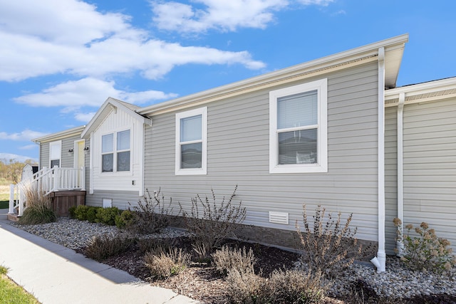 13780 Alaska Ave, Eagle, MI 48822 - view of side of property