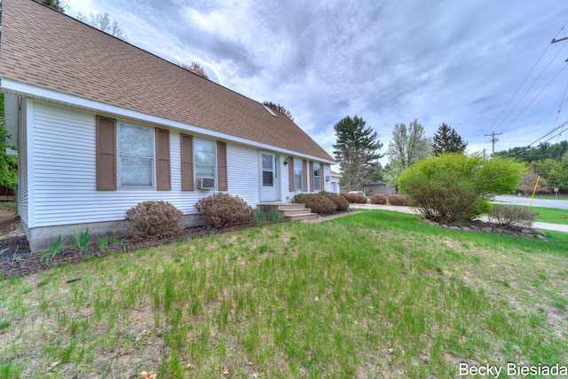 823 Warner St, Whitehall, MI 49461 - view of grassy yard