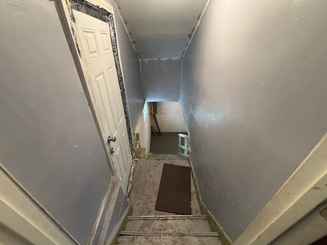 17233 Fenelon St, Hamtramck, MI 48212 - view of staircase