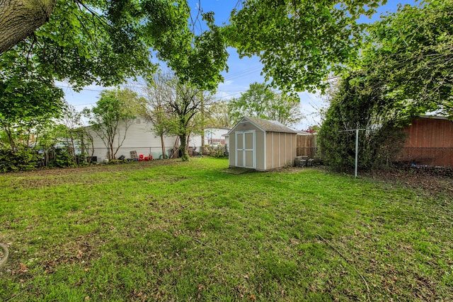 24719 Audrey Ave, Warren, MI 48091 - view of yard featuring a shed and an outbuilding