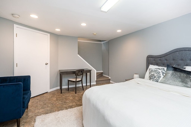 318 Arlington Dr, Rochester Hills, MI 48307 - bedroom featuring recessed lighting and baseboards