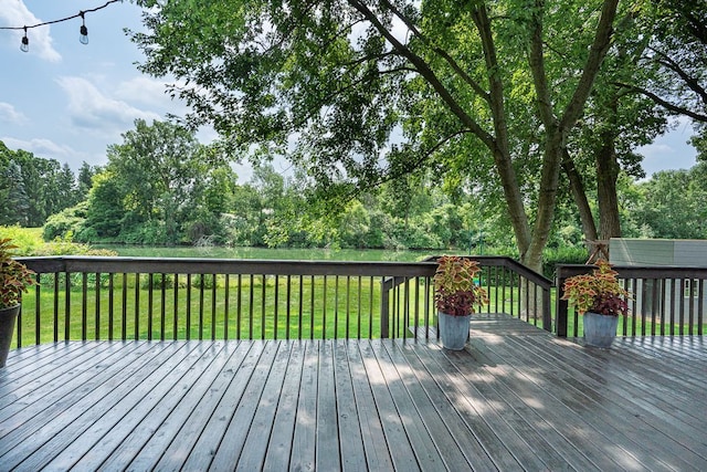 318 Arlington Dr, Rochester Hills, MI 48307 - wooden terrace with a lawn