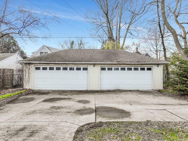 475 Saint Clair St, Grosse Pointe, MI 48230 - detached garage featuring fence