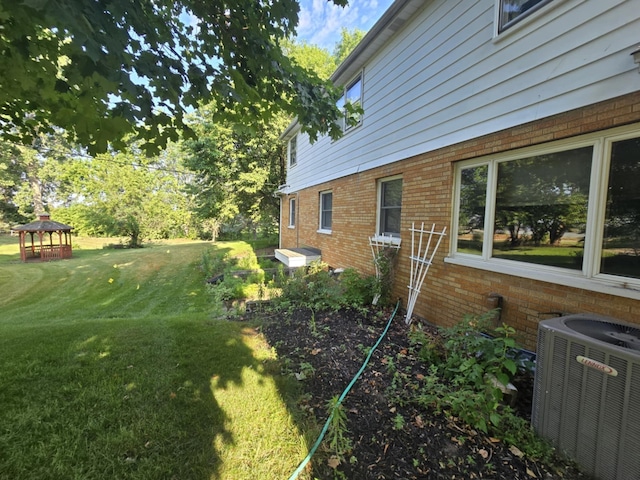 4618 New Holland St, Hudsonville, MI 49426 - view of grassy yard featuring a gazebo