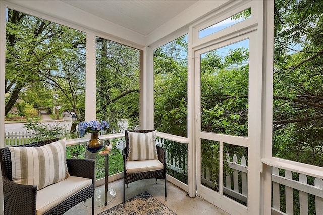 view of sunroom / solarium